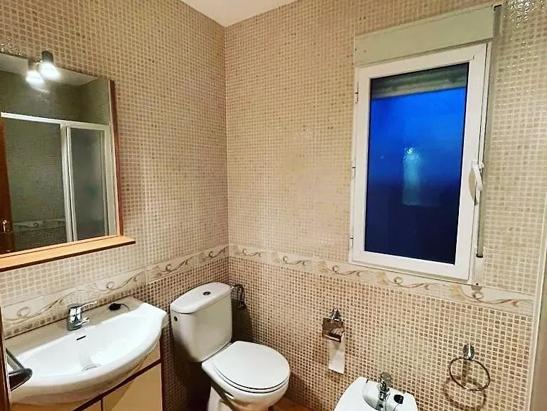 Apartamentos Colon Pondos Linares  Spain